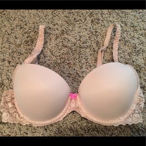 Victoria’s Secret Pink push-up Demi bra